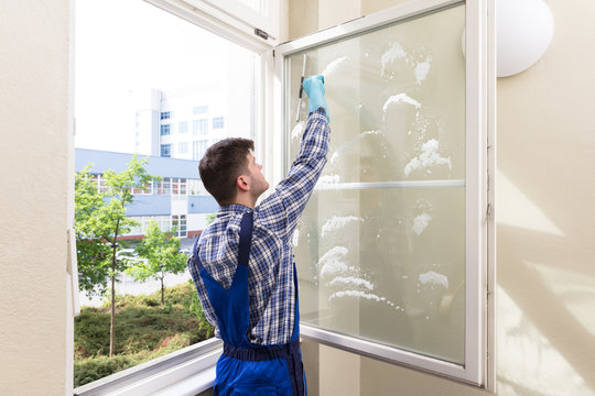window screen cleaning South Gate CA